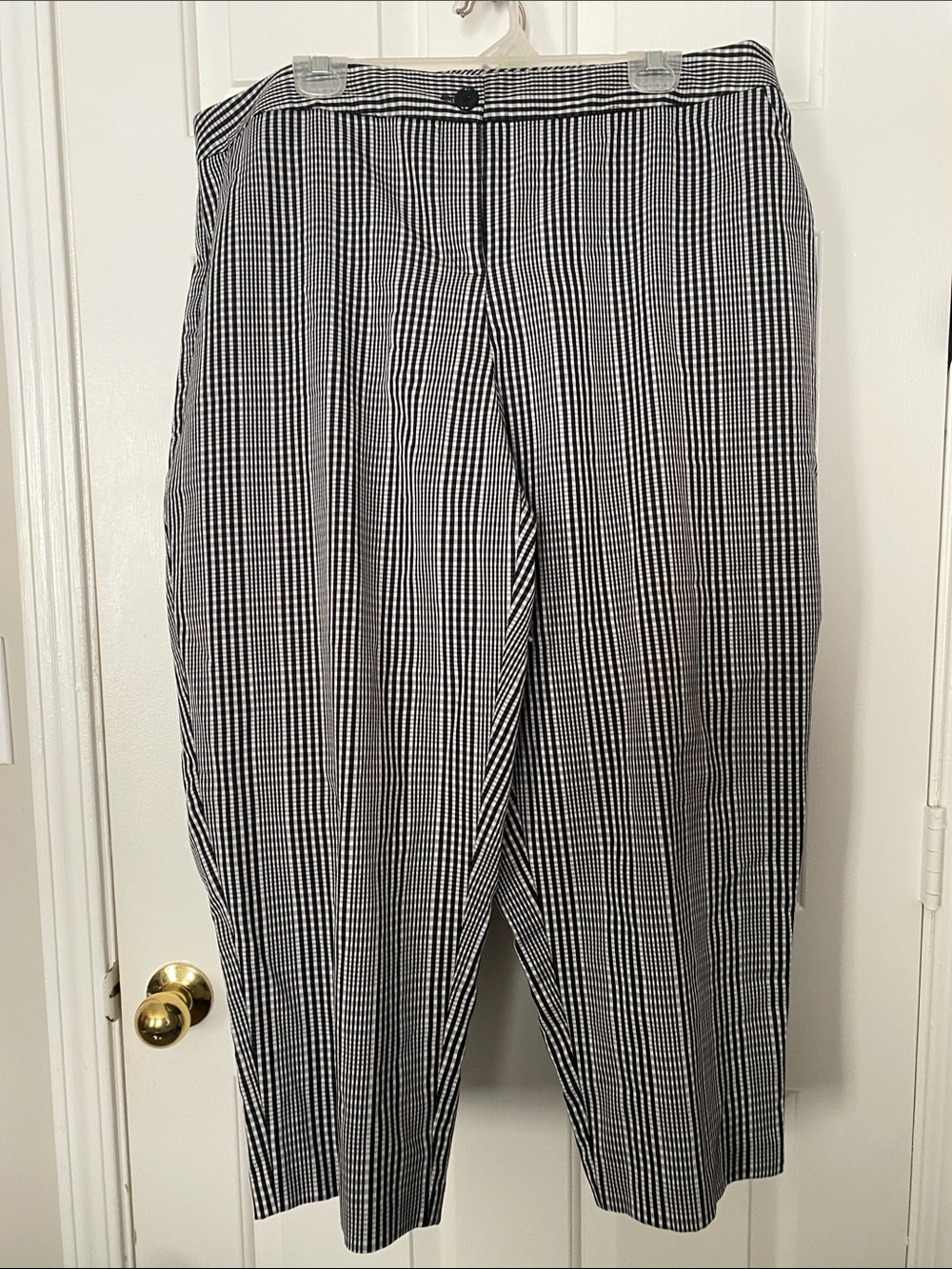 Ashley Stewart Black and White Checked Dress Capris